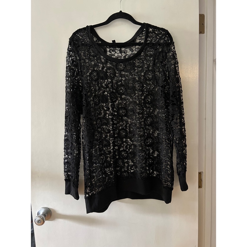 Lacey top